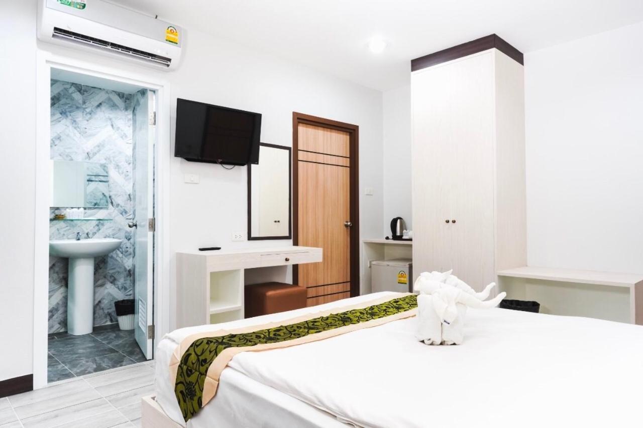 Neptuna Hotel Patong Eksteriør billede